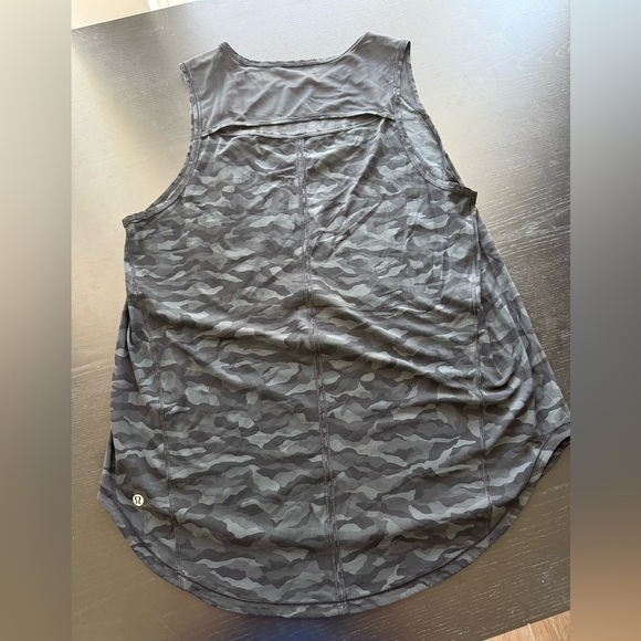 Lululemon Sculpt Tank Size 10 - Picture 2 of 4